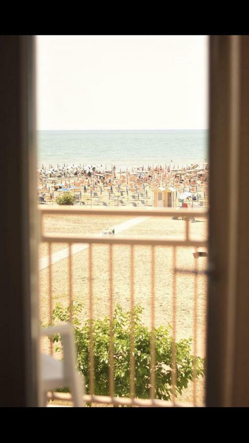 Hotel Karibe Bibione Exterior photo